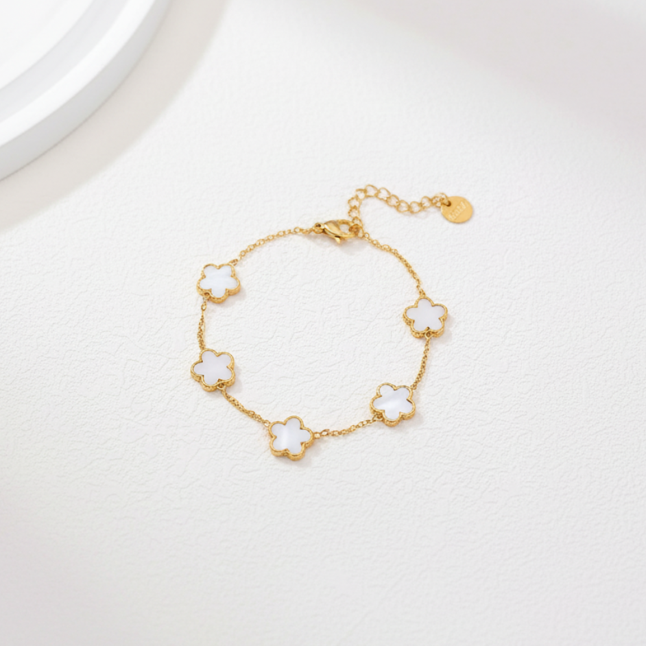 Cloverleaf bracelet
