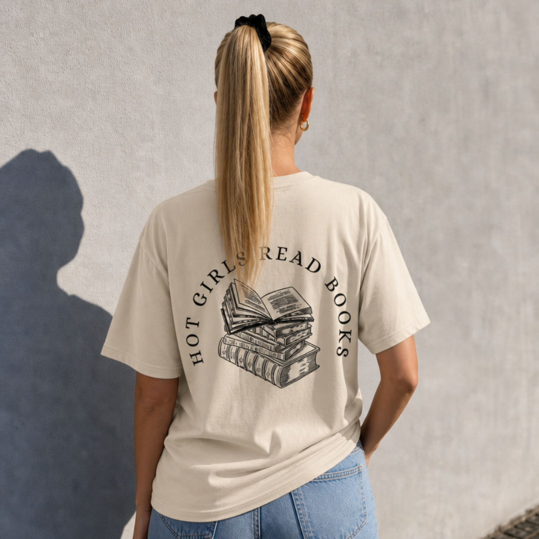 Hot Girls Read Books - Regular Fit