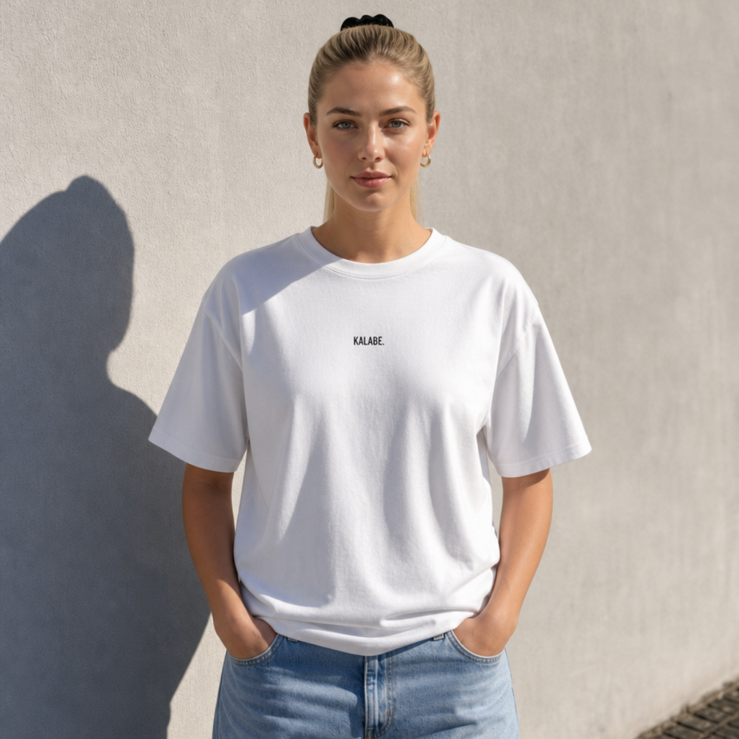 Hot Girls Read Books - Regular Fit