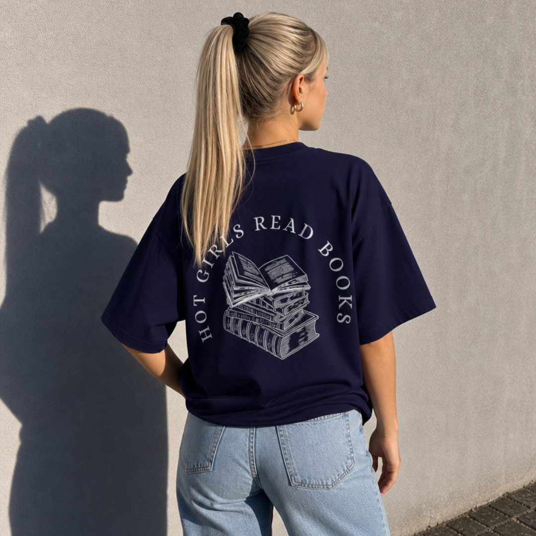 Hot Girls Read Books - Oversize