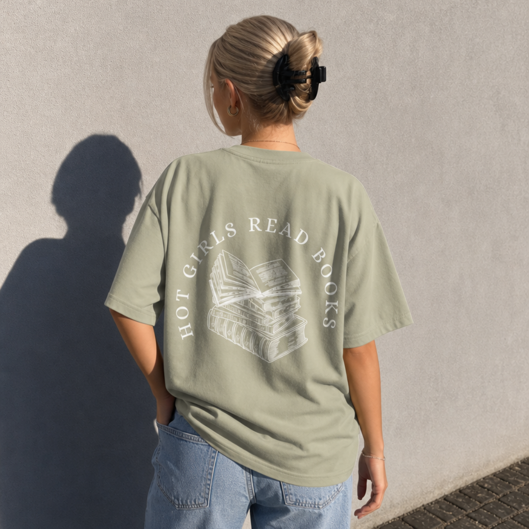Hot Girls Read Books - Oversize