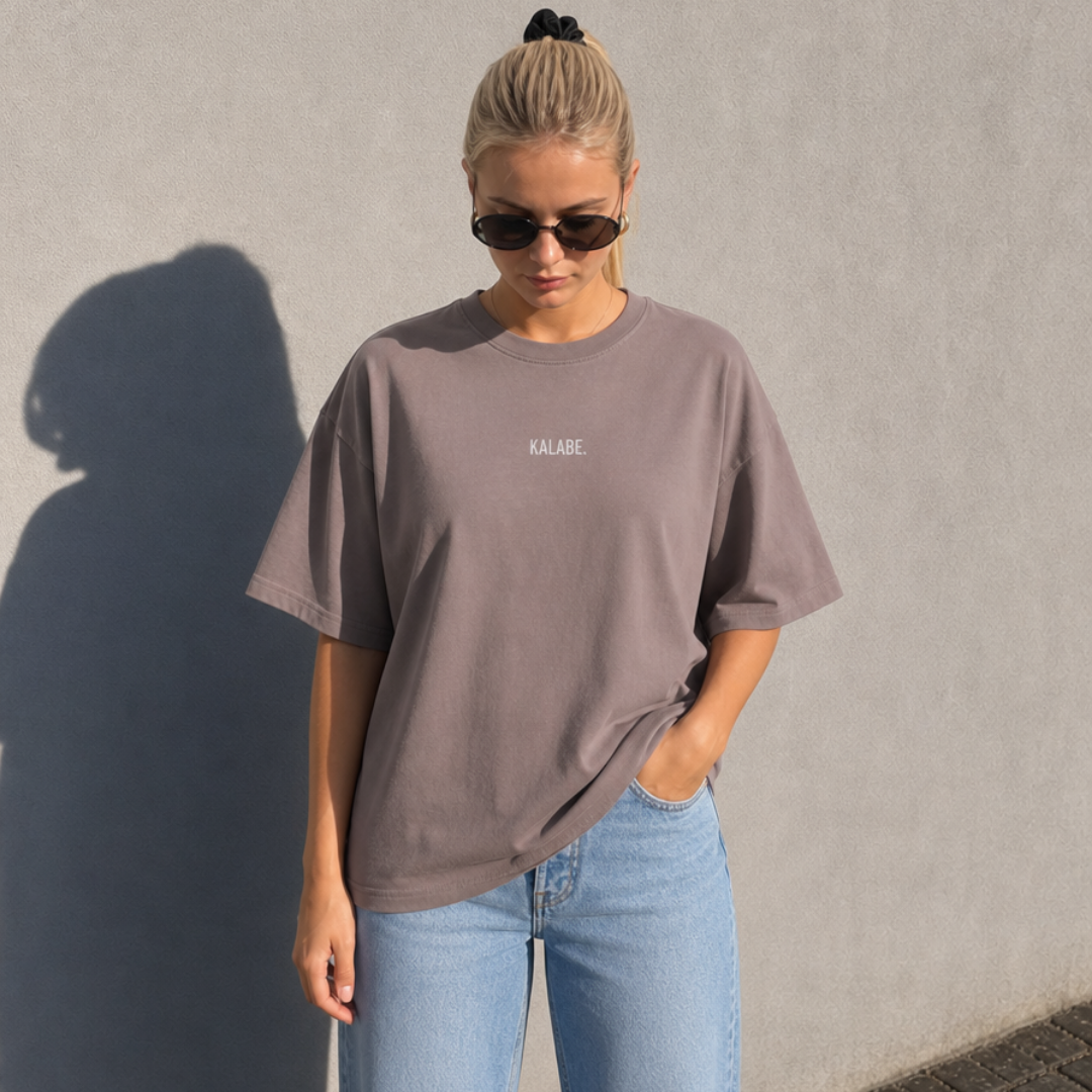Hot Girls Read Books - Oversize