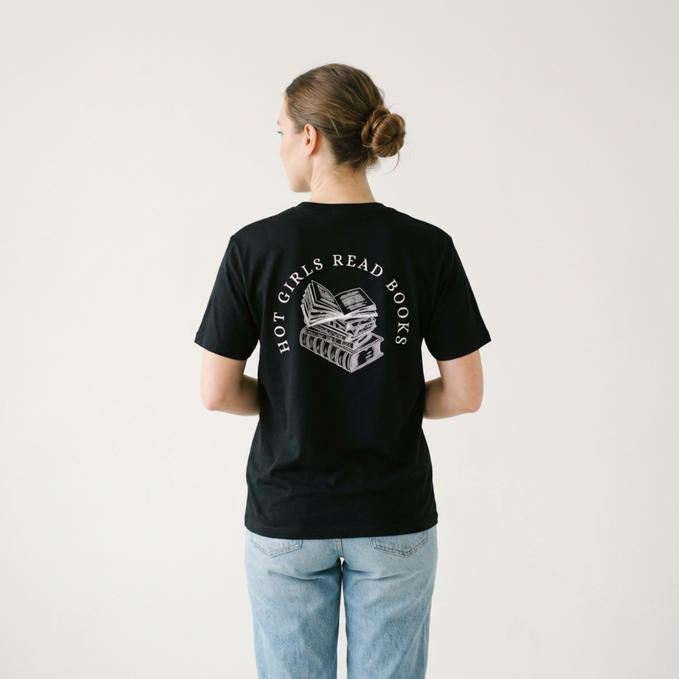 Hot Girls Read Books - Regular Fit